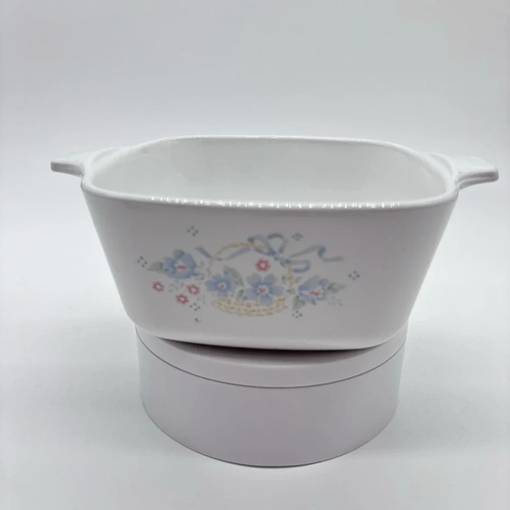 VTG Corningware Country Cornflower 700 ML Casserole Dish Only‎